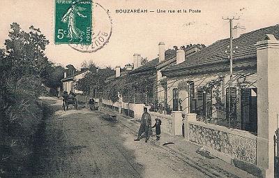 Bouzareah-UneRue-Poste