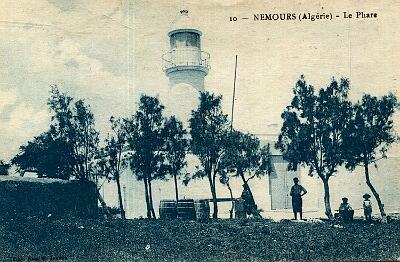 Nemours-Phare-01