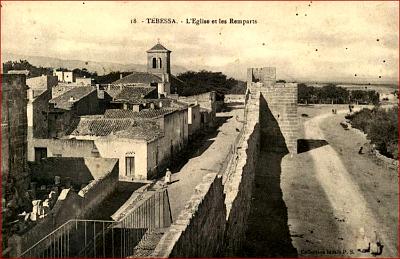 Tebessa-Eglise-Remparts