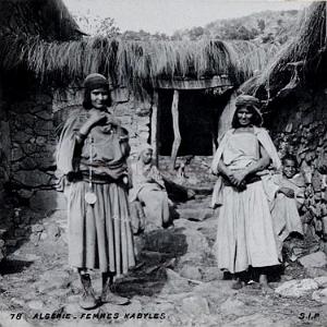 Femmes-Kabyles-01 (2)
